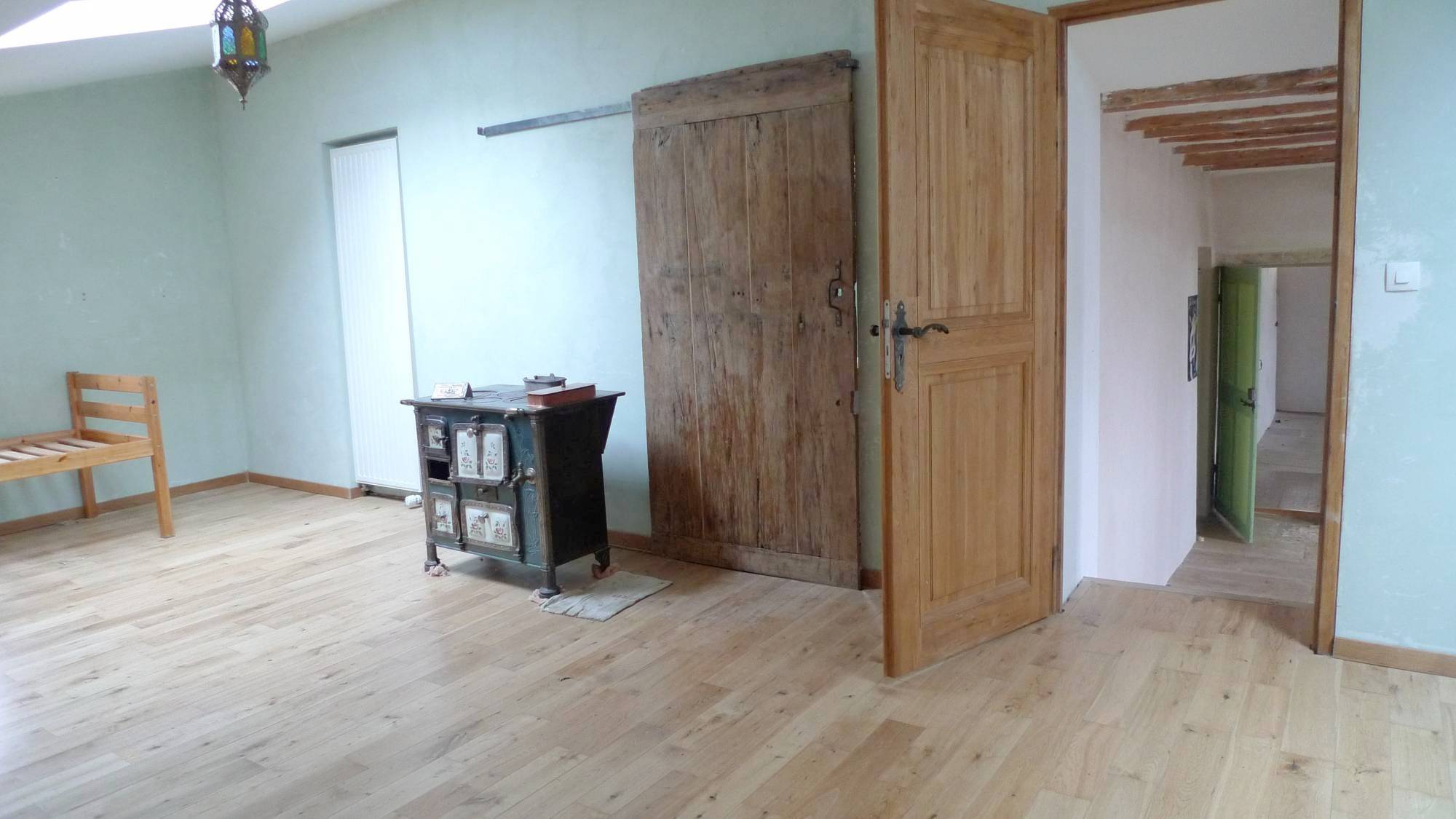 GRIGNAN- Ferme authentique -  Piscine.  6000m² de terrain