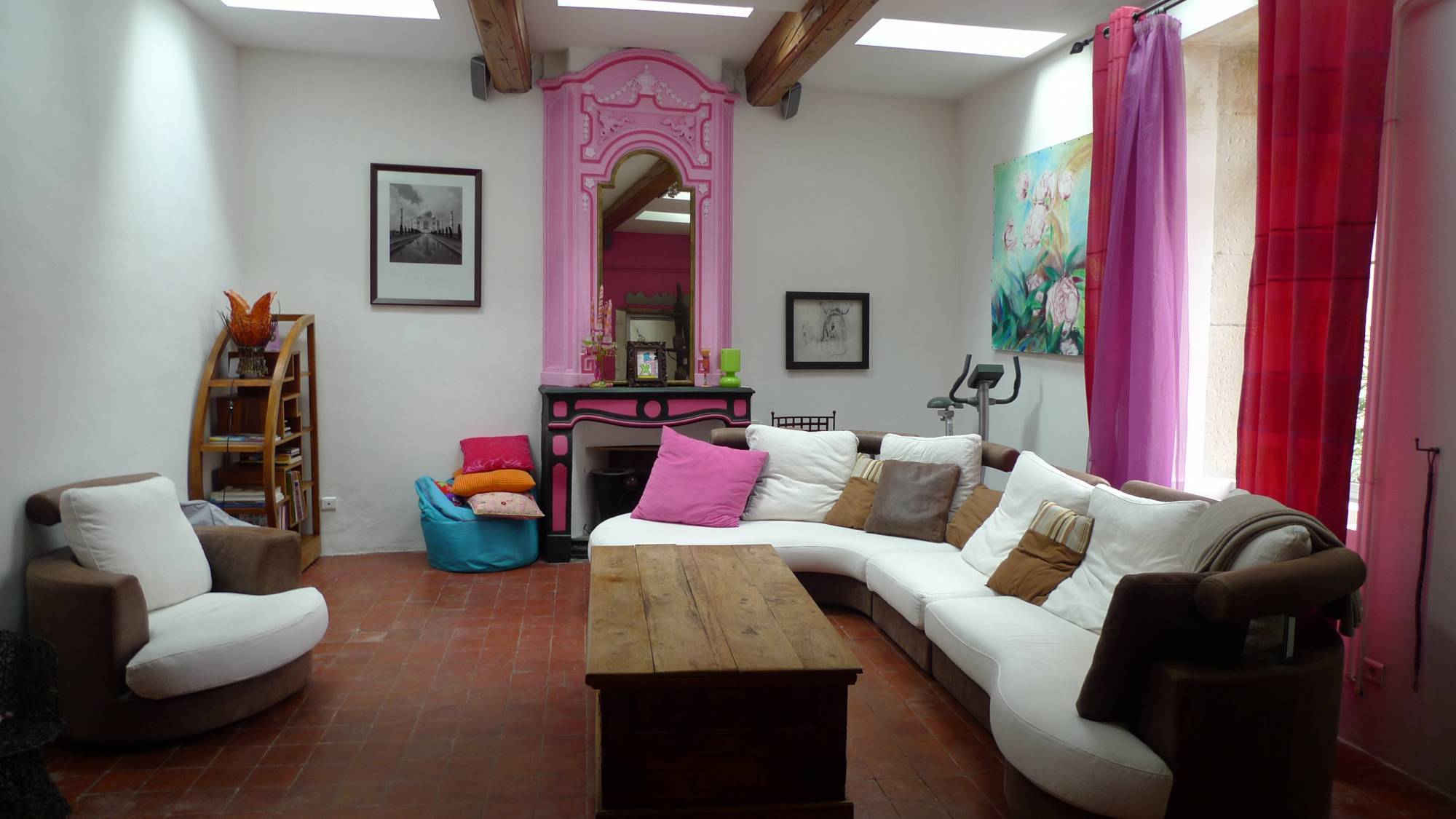 Appartement de caractère au centre ville avec terrasse sur les toits