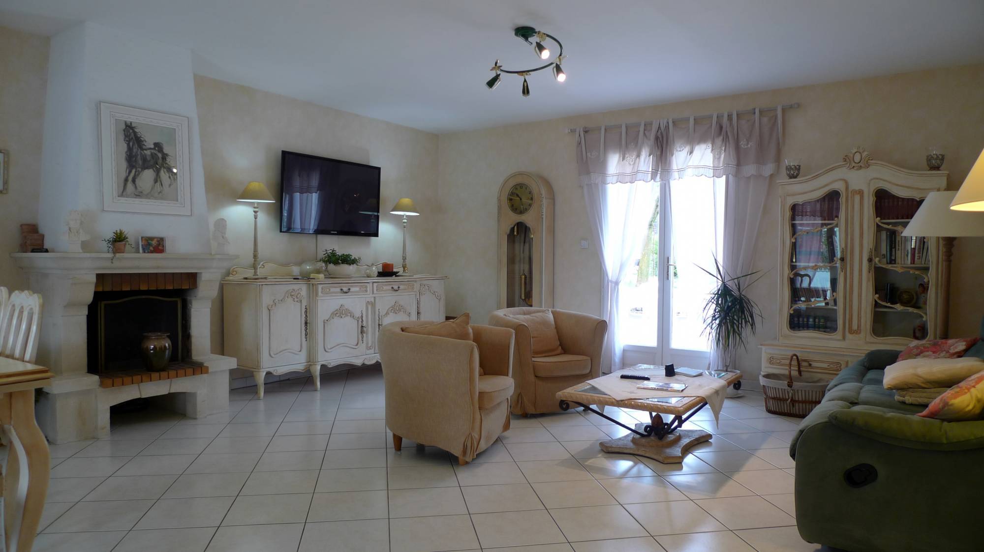 Charmante villa avec piscine à 5' de Saint Paul trois châteaux