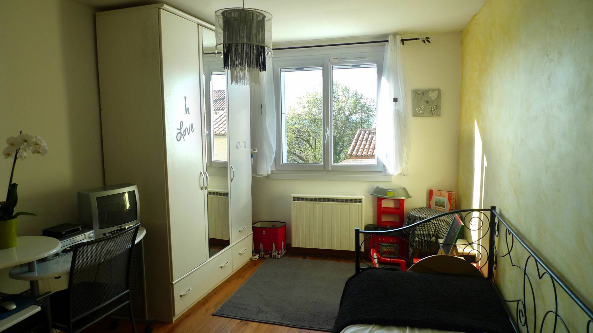 A vendre, au coeur d'un village plein de charme