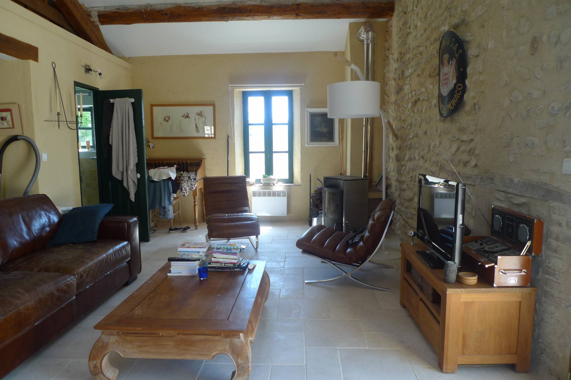 Dans copropriété proche de Tulette, VENDU PAR CHRISTINEMIRANDA IMMOBILIER 