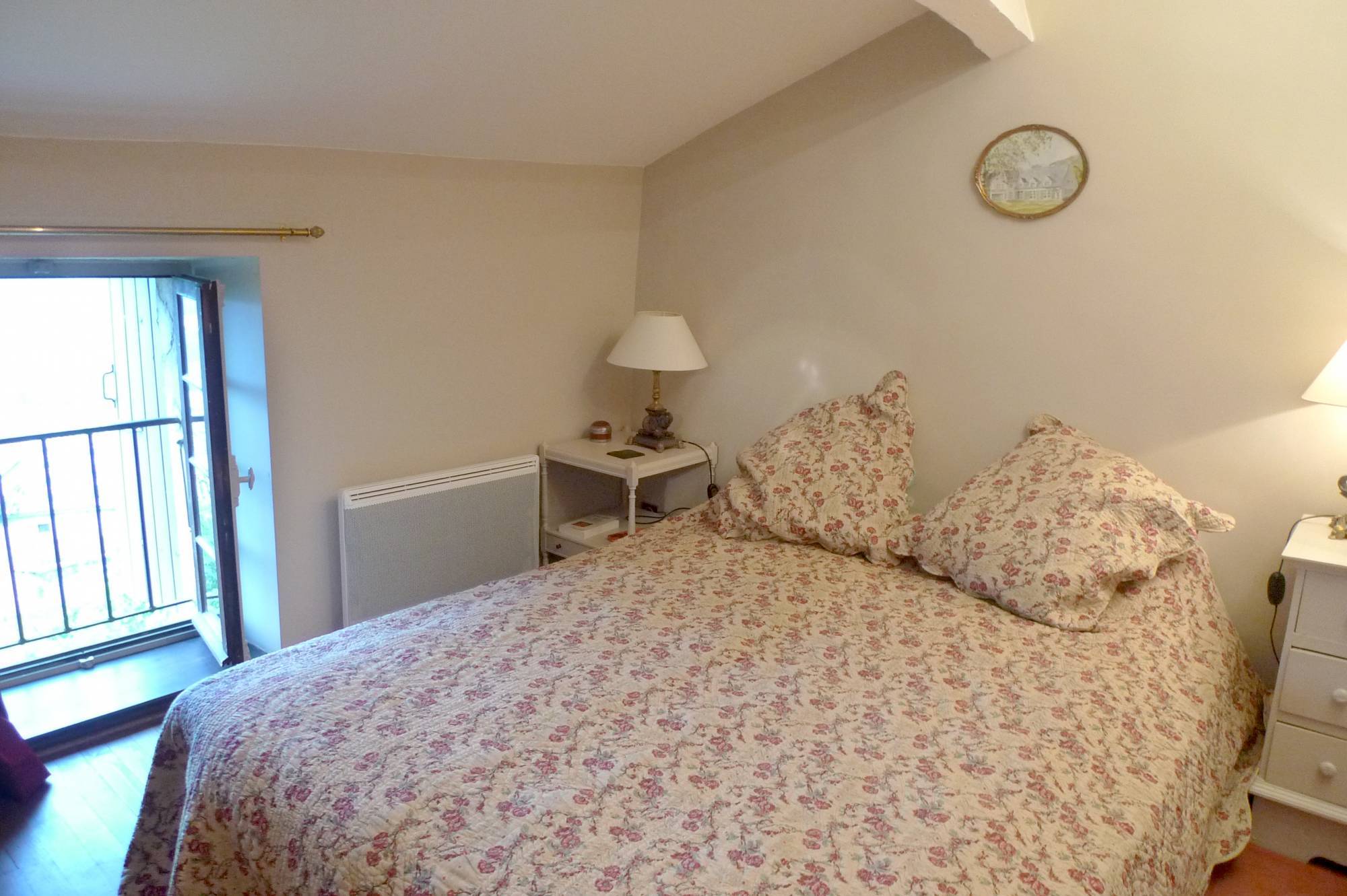 Charme et authenticité pour cette maison de village - sous compromis