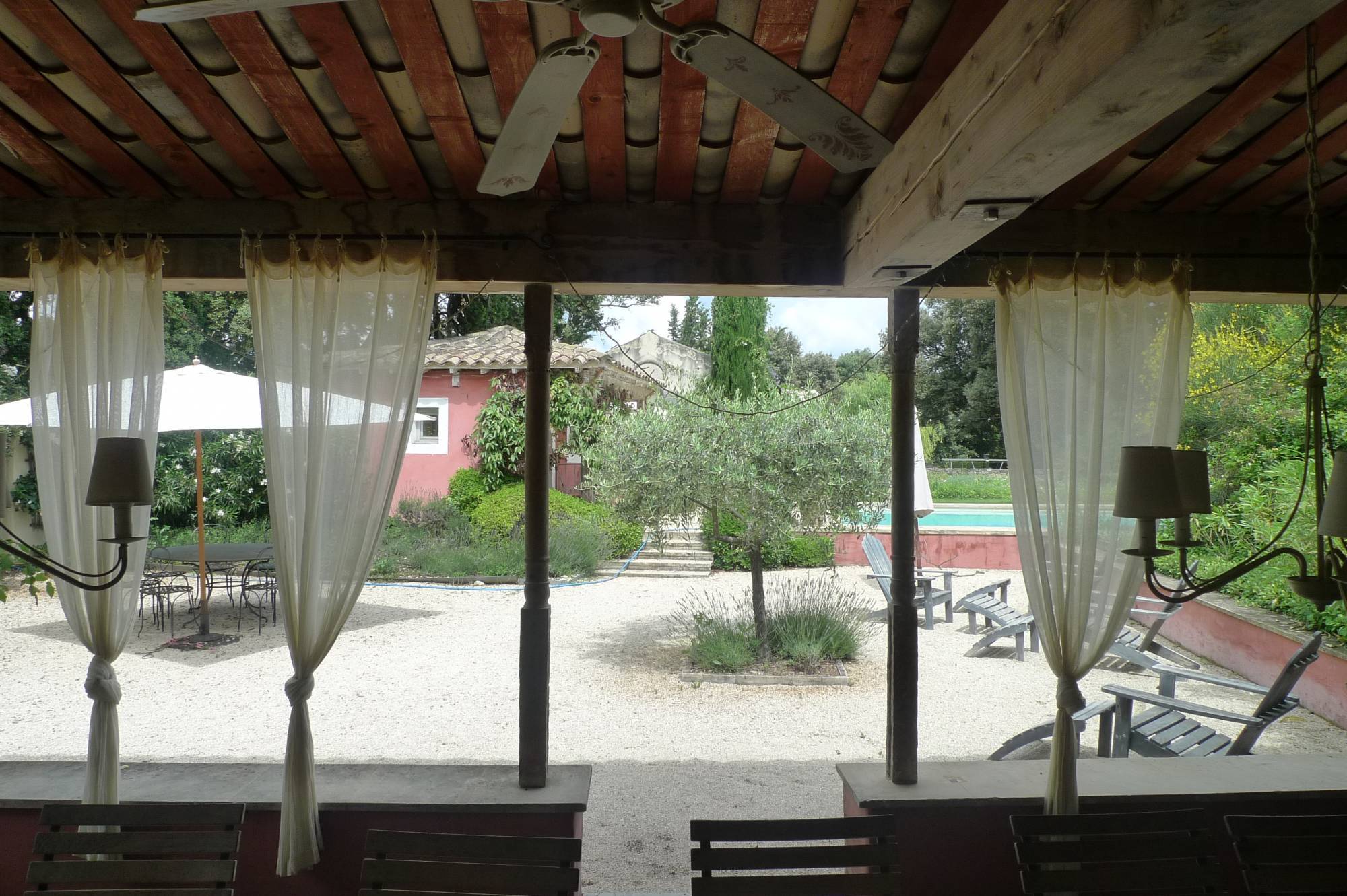 A VENDRE dans enclave des papes, FERME DU 18EME entièrement restaurée