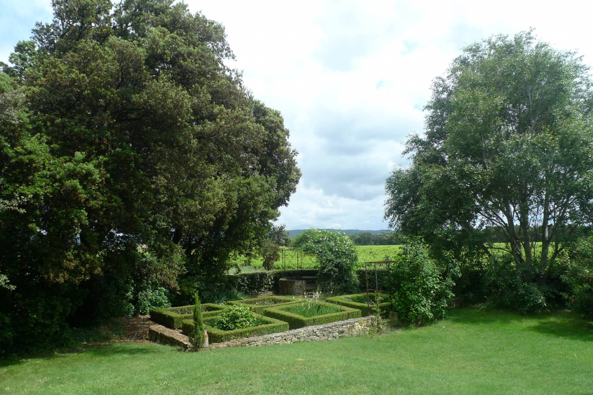 A VENDRE dans enclave des papes, FERME DU 18EME entièrement restaurée