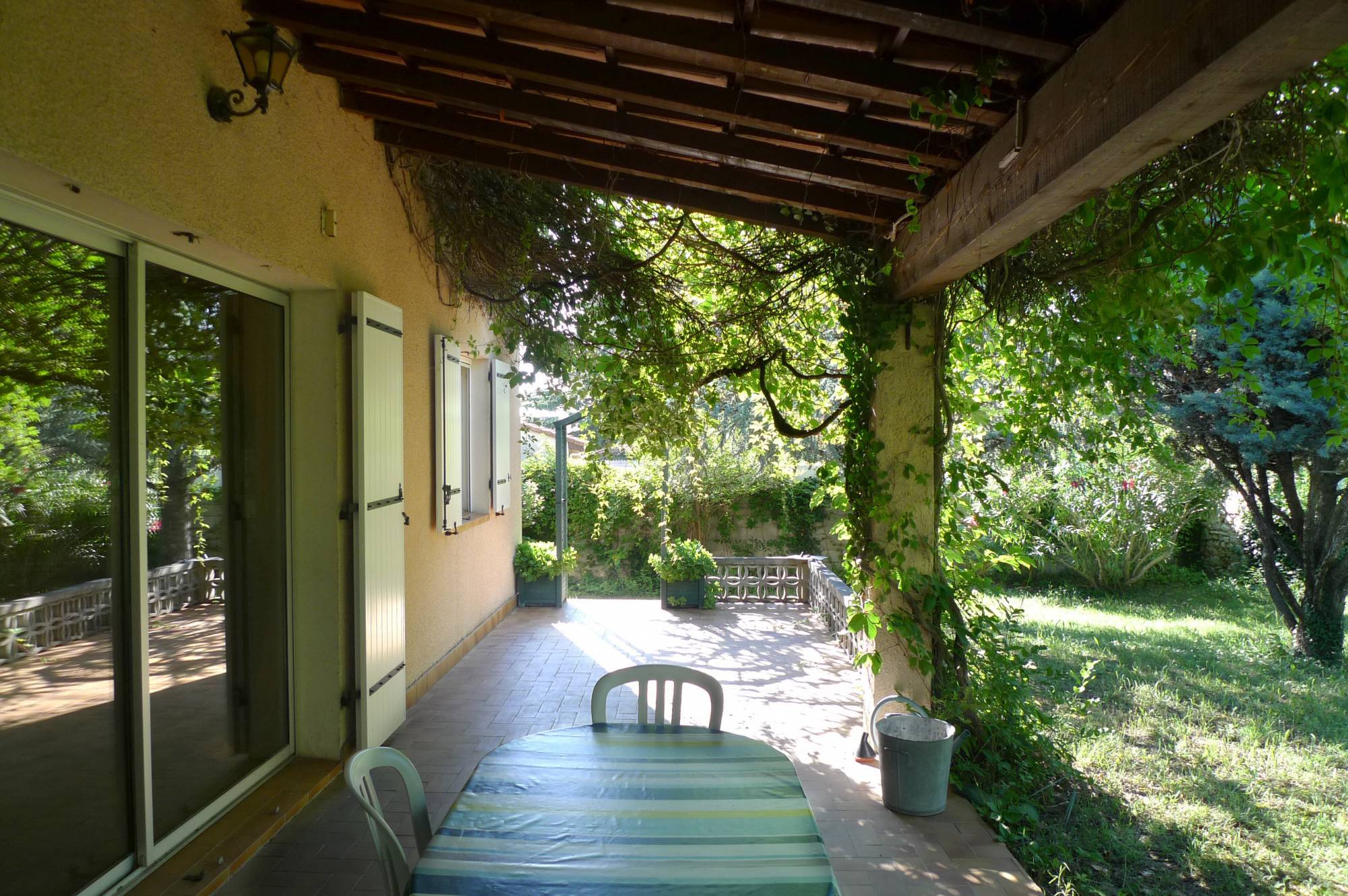 A 2 pas du centre ville de St Paul 3 Châteaux