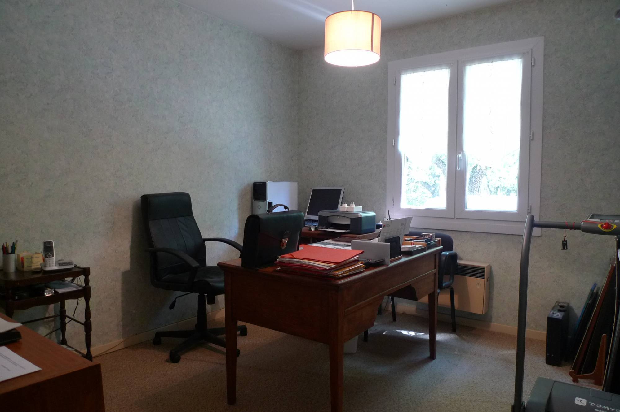 La Garde-Adhémar- Charmante villa avec piscine dans quartier calme