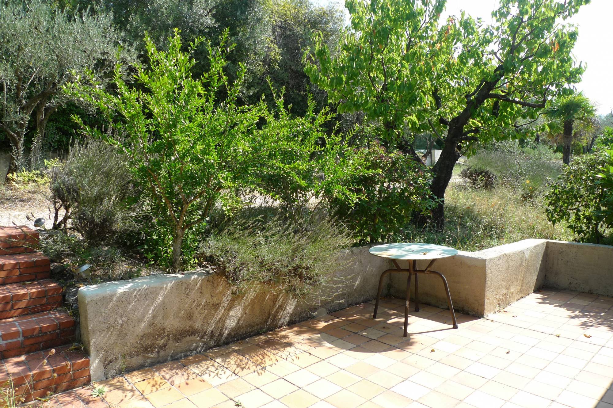  Villa de plain pied avec jardin  - à 10mn de Vaison la Romaine, 