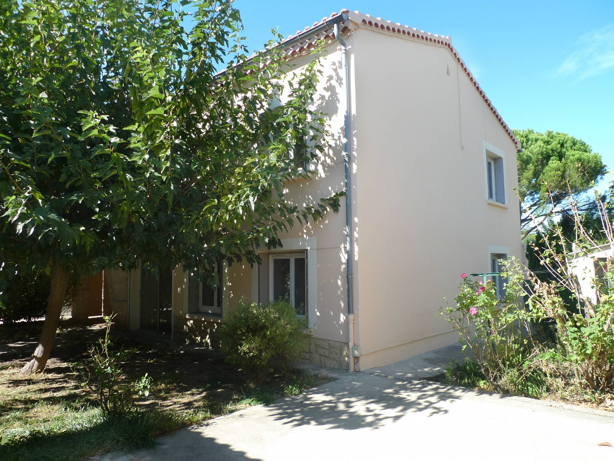  A 2 pas du centre de St Paul 3 Châteaux, VENDUE PAR MIRANDA IMMOBILIER