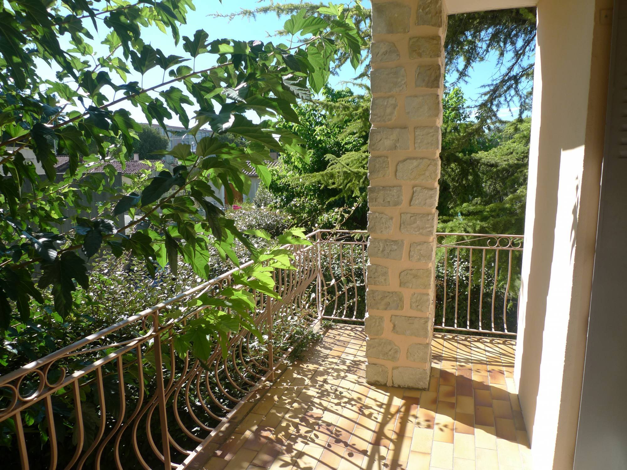  A 2 pas du centre de St Paul 3 Châteaux, VENDUE PAR MIRANDA IMMOBILIER