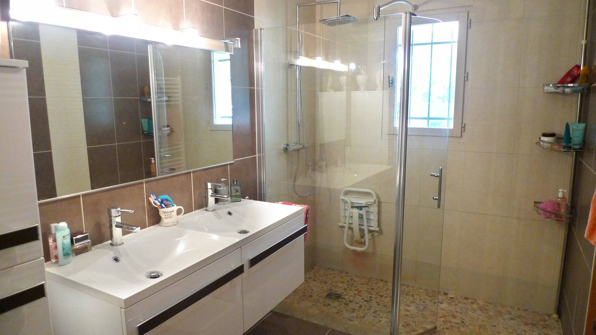 En parfait état, à 2mn du centre de Pierrelatte, VENDUE PAR MIRANDA IMMOBILIER