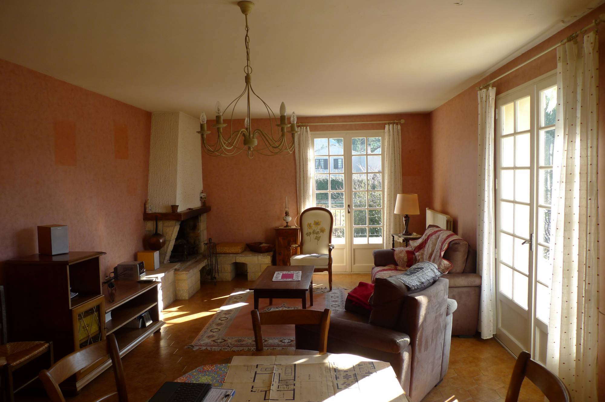 Villa à vendre  à proximité de St Paul 3 Châteaux, poss. de 2 logements