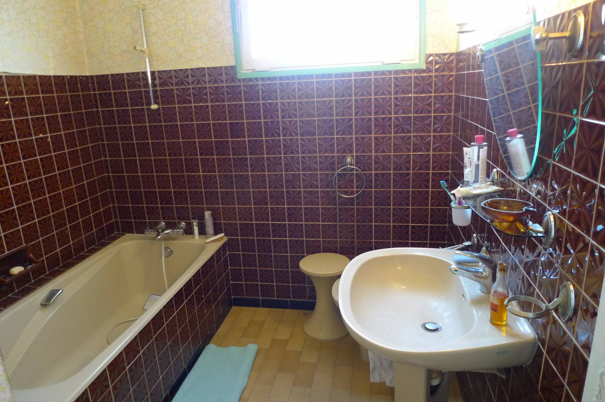 Villa à vendre  à proximité de St Paul 3 Châteaux, poss. de 2 logements