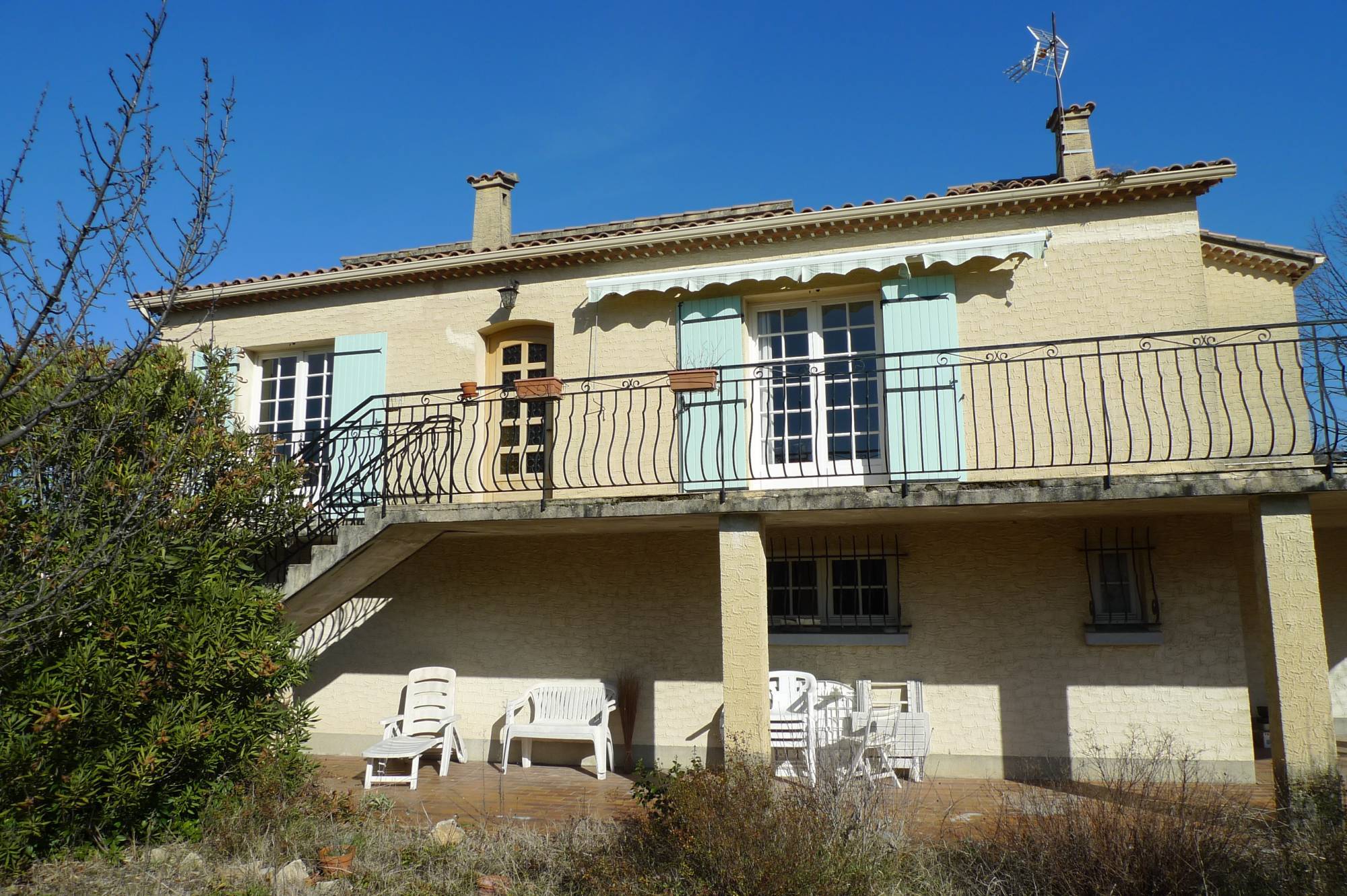 Villa à vendre  à proximité de St Paul 3 Châteaux, poss. de 2 logements