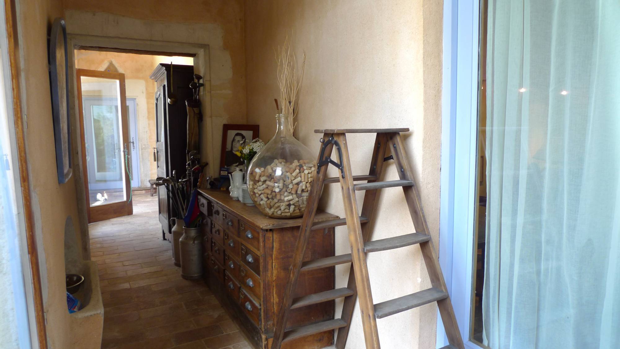 Dans copropriété de charme, VENDU par Christine Miranda Immobilier,  secteur Grignan