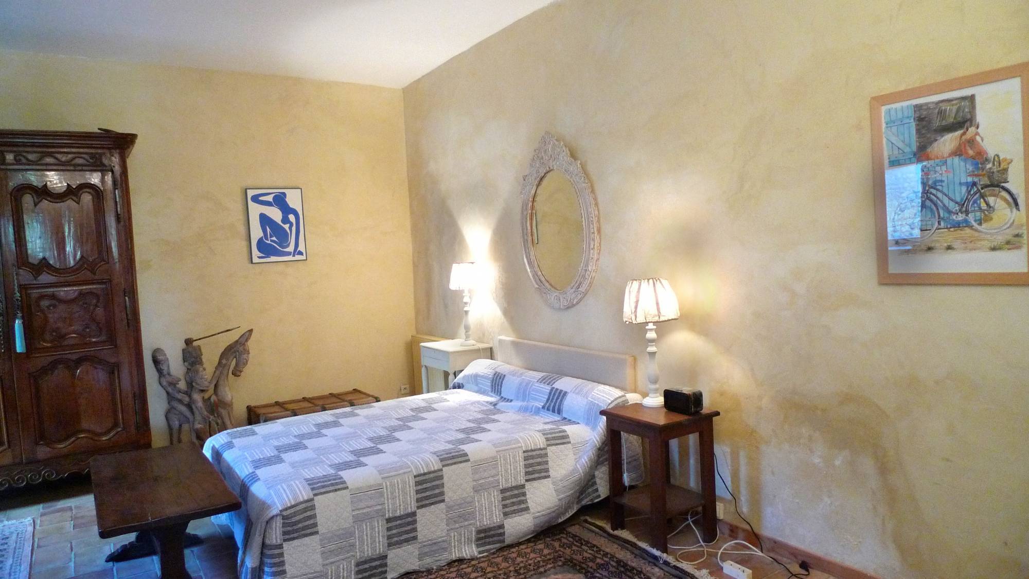 Dans copropriété de charme, VENDU par Christine Miranda Immobilier,  secteur Grignan