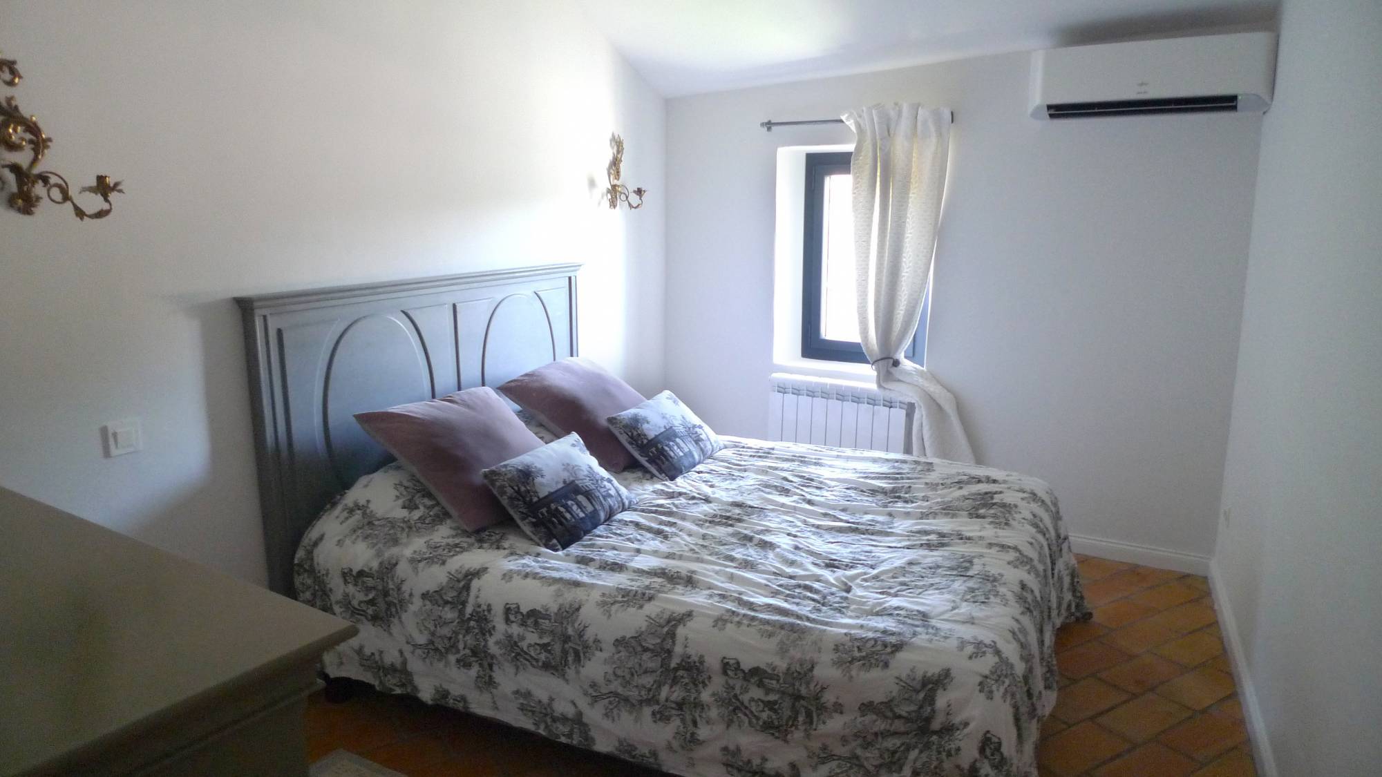  Maison de village restaurée sur le secteur de Bollène , Vendue par Miranda Immobilier