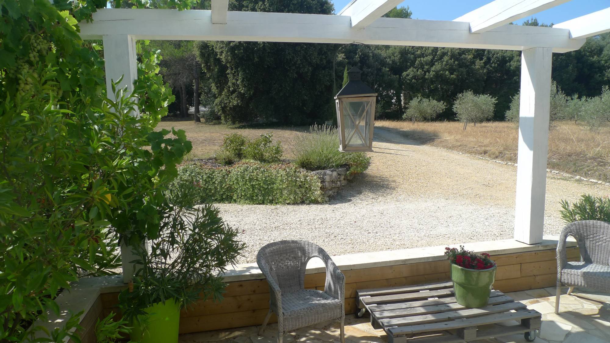 A vendre, dans un hameau très calme proche de Rochegude