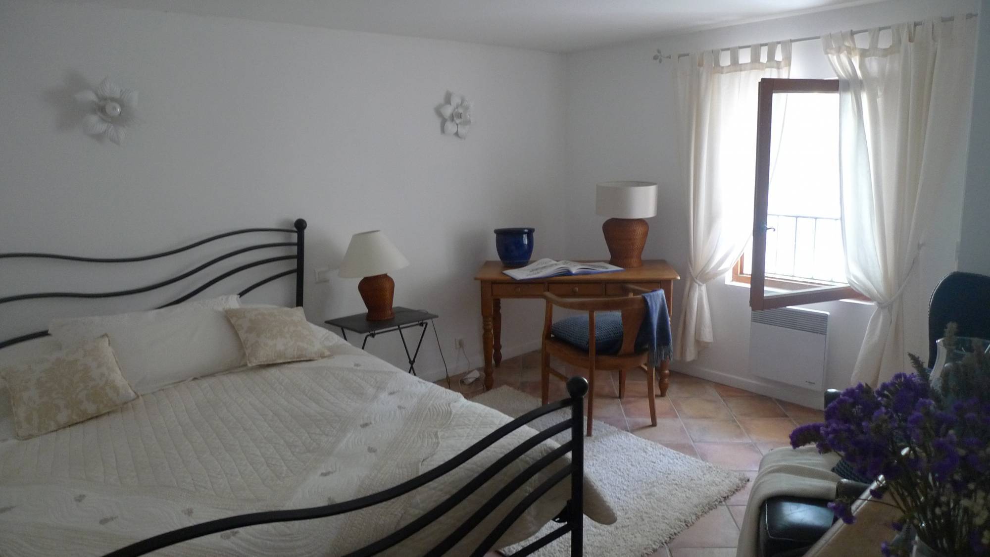 A vendre, dans un hameau très calme proche de Rochegude