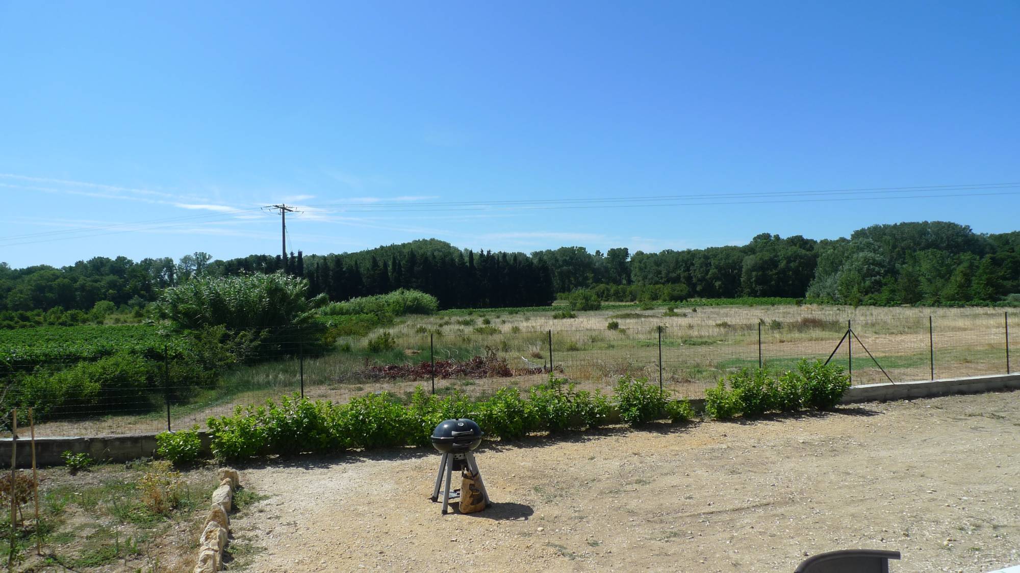 Sous compromis , Secteur Suze la Rousse, villa de plain pied dans bel environnement 