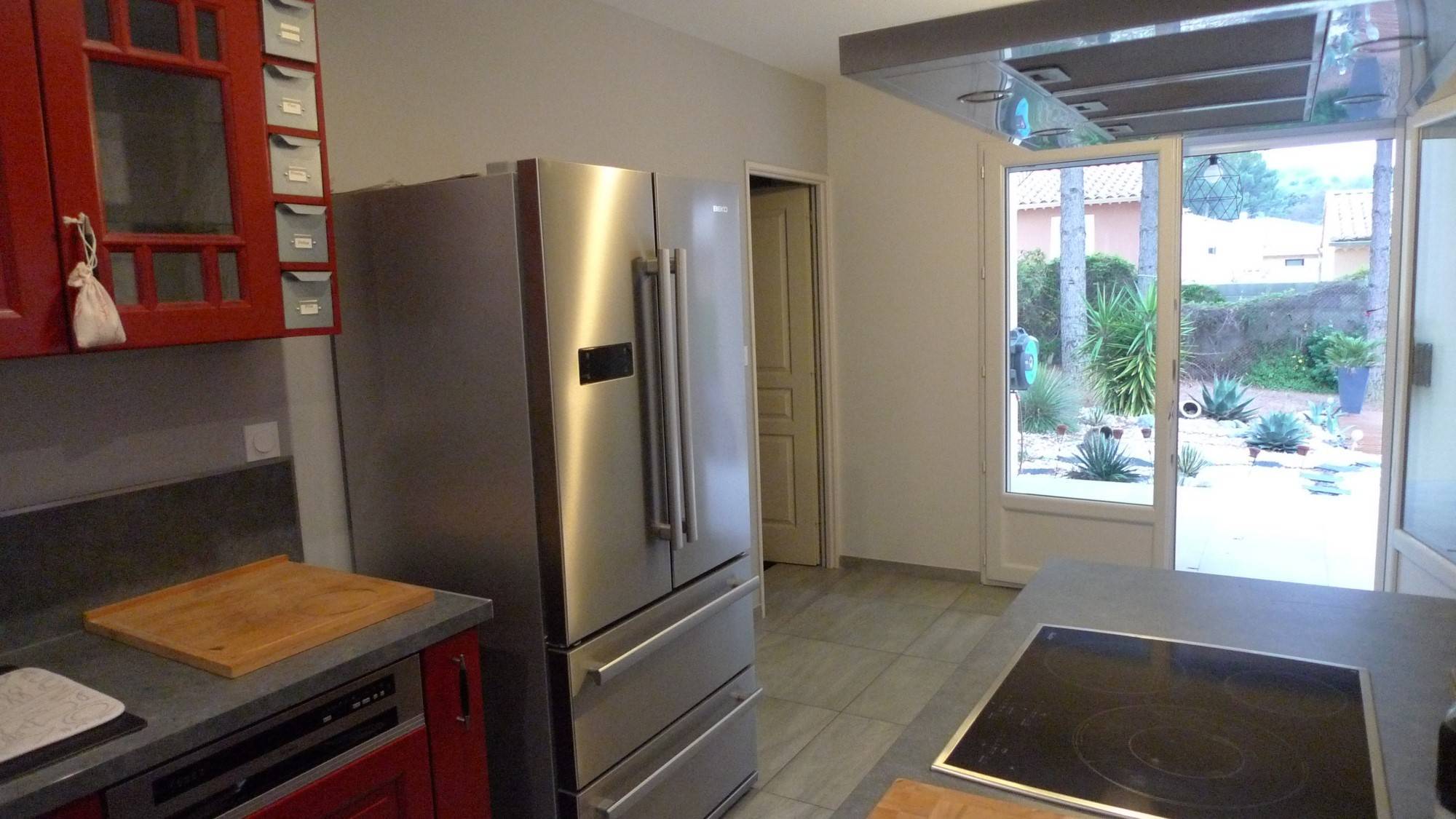 St Restitut, belle villa de 2014, terrain de 1556m², 4 ch. garage, VENDUE