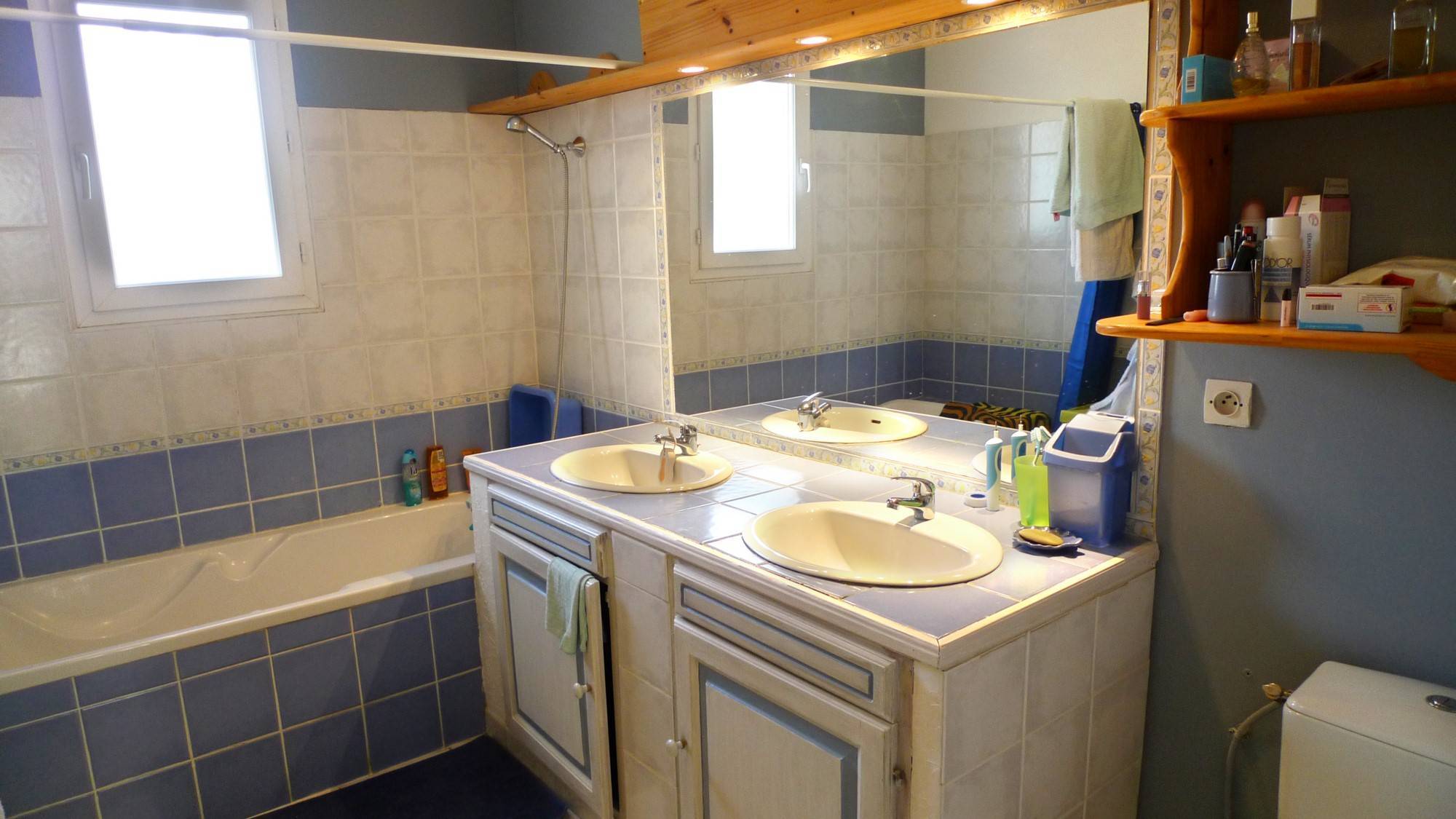  proche du village  de Montsegur sur Lauzon  VENDUE PAR MIRANDA IMMOBILIER