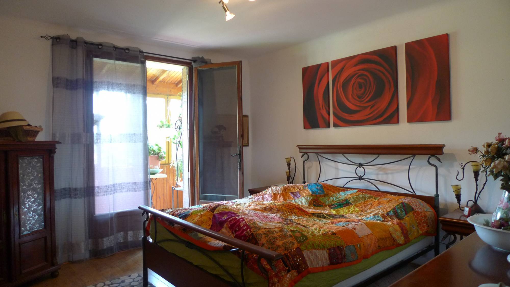 ProcheTaulignan, maison dans environnement naturel, VENDUE par l'agence Christine Miranda immobilier 