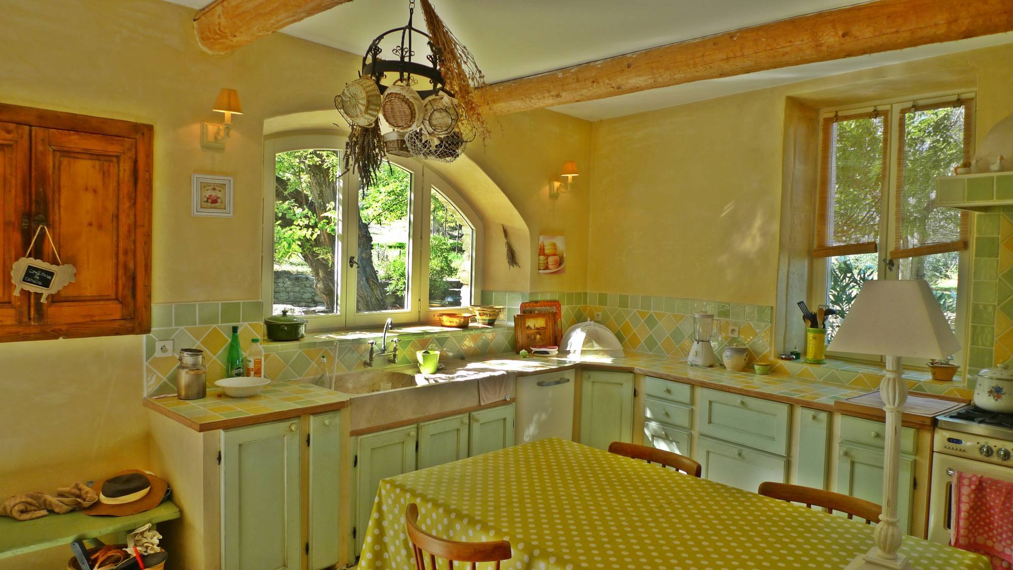 Mas Restauré, sur 1ha avec piscine COMPROMIS EN COURS