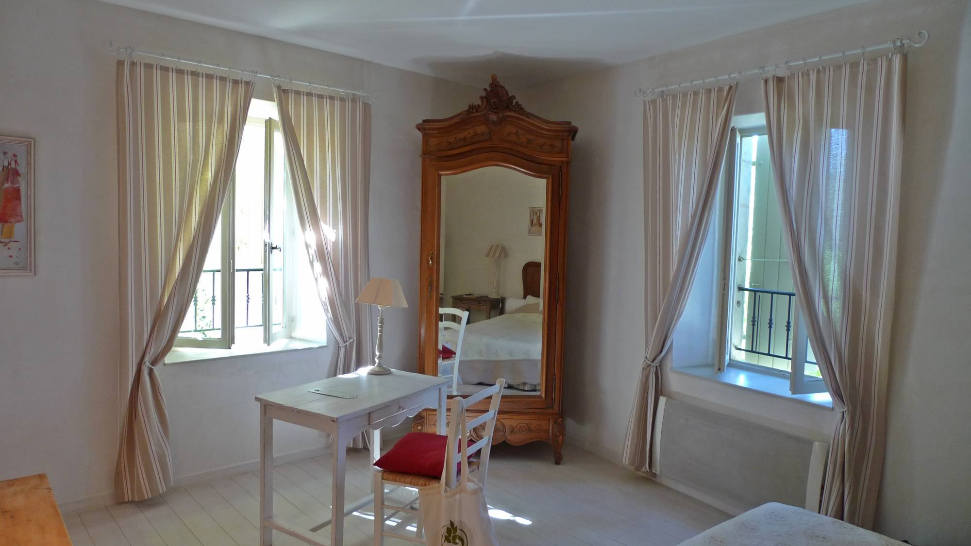 Mas Restauré, sur 1ha avec piscine COMPROMIS EN COURS