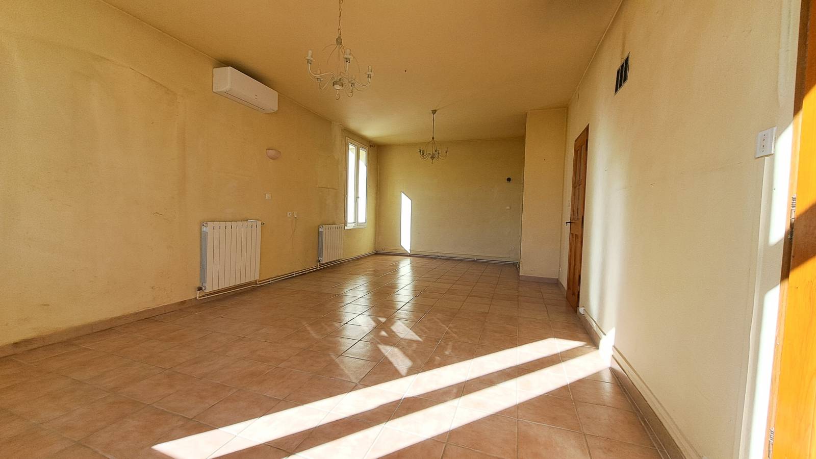 Très jolie propriété à rénover, St Just d'Ardeche Sud Ardèche 