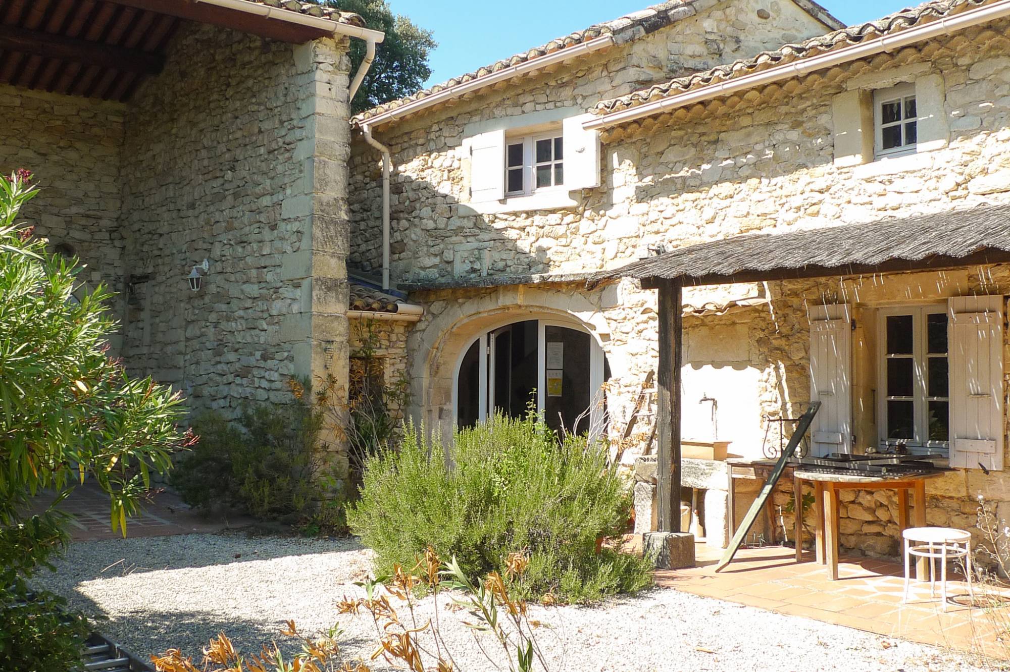 Jolie bergerie avec cour intérieure VENDUE PAR Christine MIRANDA Immobilier Grignan  