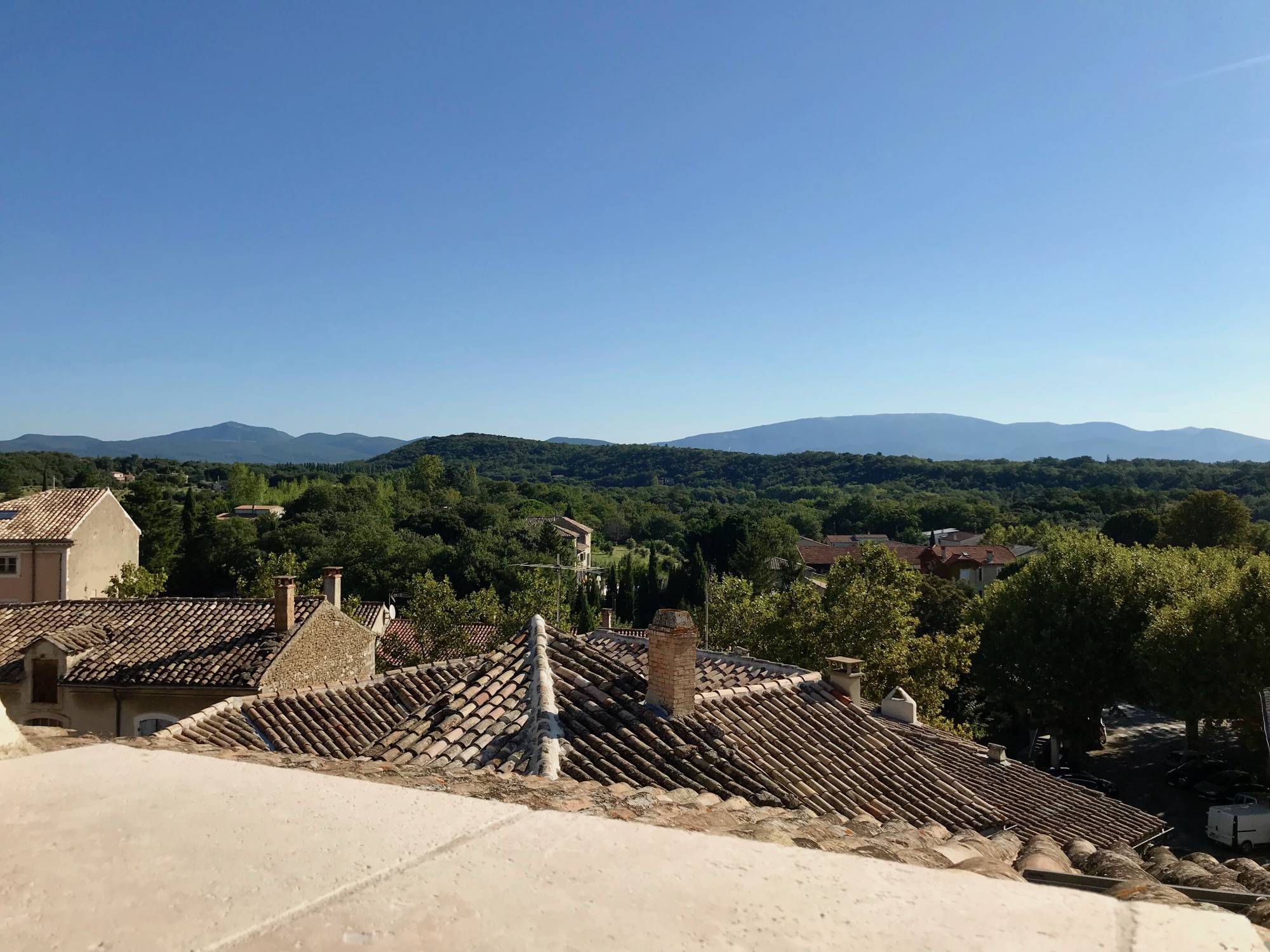 Mais son de village avec vue à Grignan