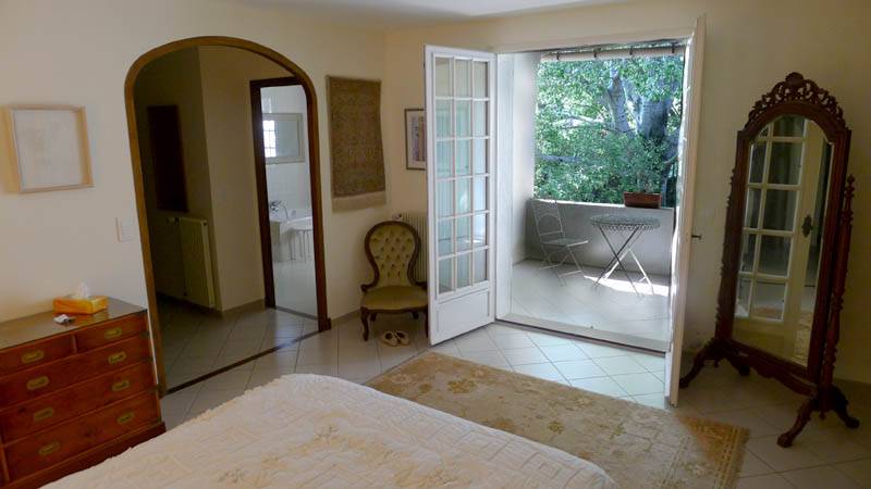 A vendre dans le secteur du Haut Vaucluse, superbe propriété  COMPROMIS DE VENTE