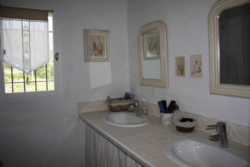 Villa Proche Taulignan Non isolée, au calme Villa Proche Taulignan Non isolée, au calme