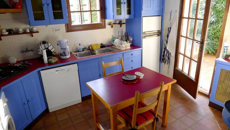 Bel ensemble immobilier à 2 pas du centre ville de Saint Paul Trois Châteaux 