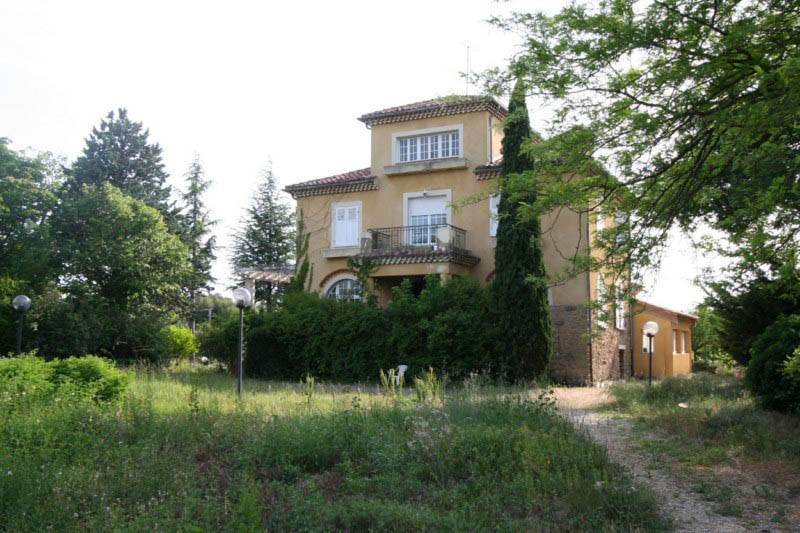 Maison de Village Haut Vaucluse Belles possibilités Maison de Village Haut Vaucluse Belles possibilités