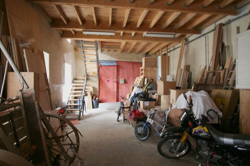 Atelier / Loft Dans l'ancien cinema du village Au pied du château Atelier / Loft Dans l'ancien cinema du village Grignan centre Au pied du château