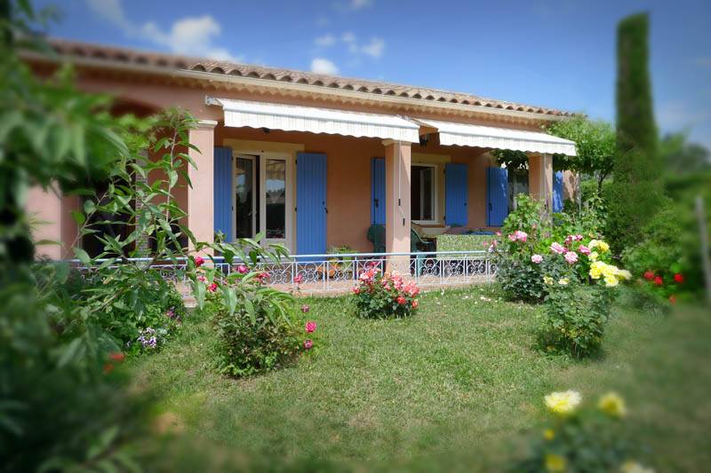 Villa proche de Valréas au calme Villa proche de Valréas au calme