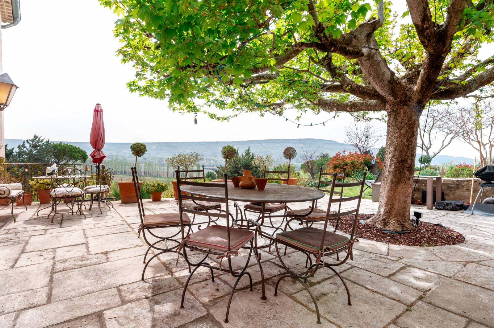 Propriété de caractère à vendre dans le secteur de Grignan