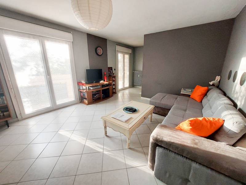 vente réalisée  par Océane Pelissier de l'agence Christine Christine miranda - Appartement en copropriété Donzère  - REF 4039OP