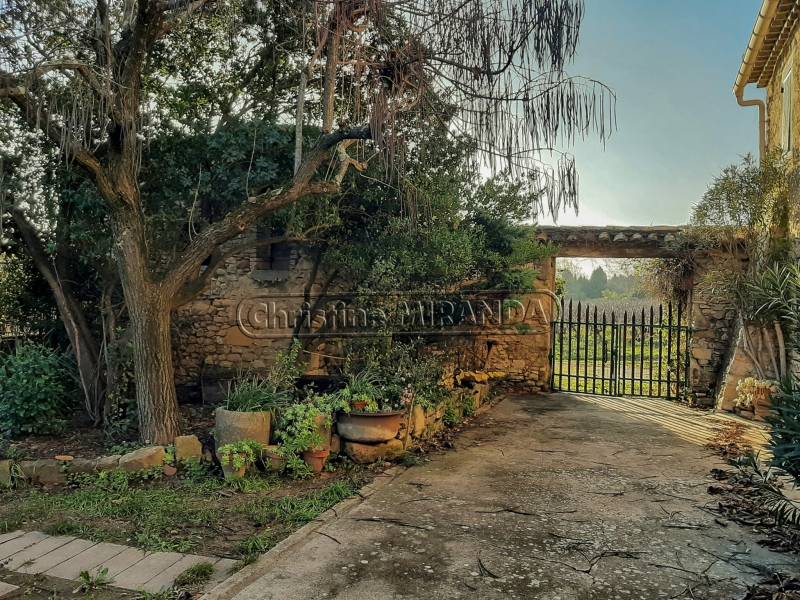Ferme gardoise à vendre 