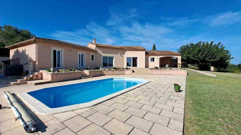 réf 4244- Villa de plain pied avec piscine BOURG SAINT ANDEOL  