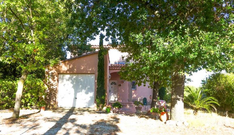 Villa familiale Suze la Rousse