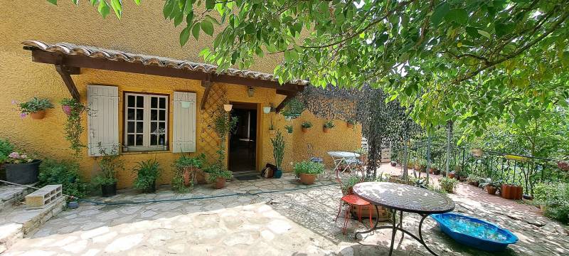 Réf 4215 - A vendre jolie ferme dans charmant village SAINT PAULET DE CAISSON  