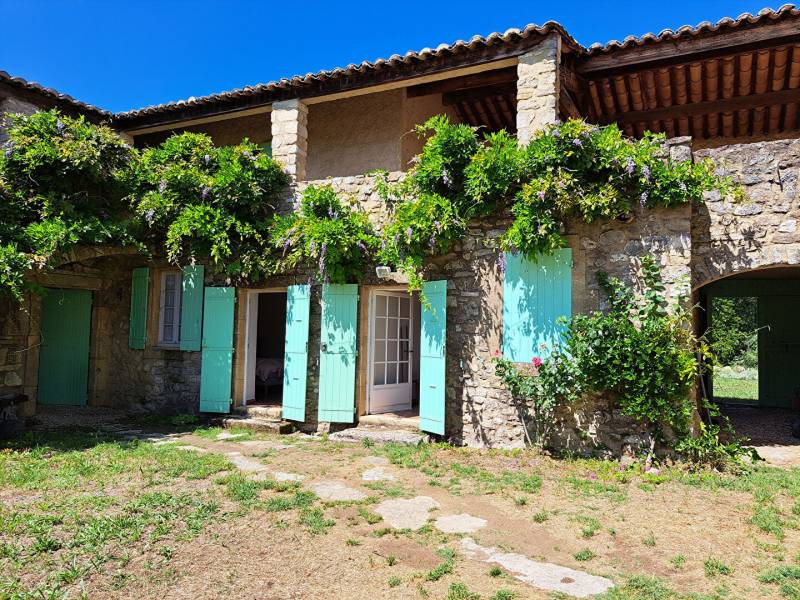 Mas en pierres Saint Paulet de Caisson  Vente en NUE PROPRIETE