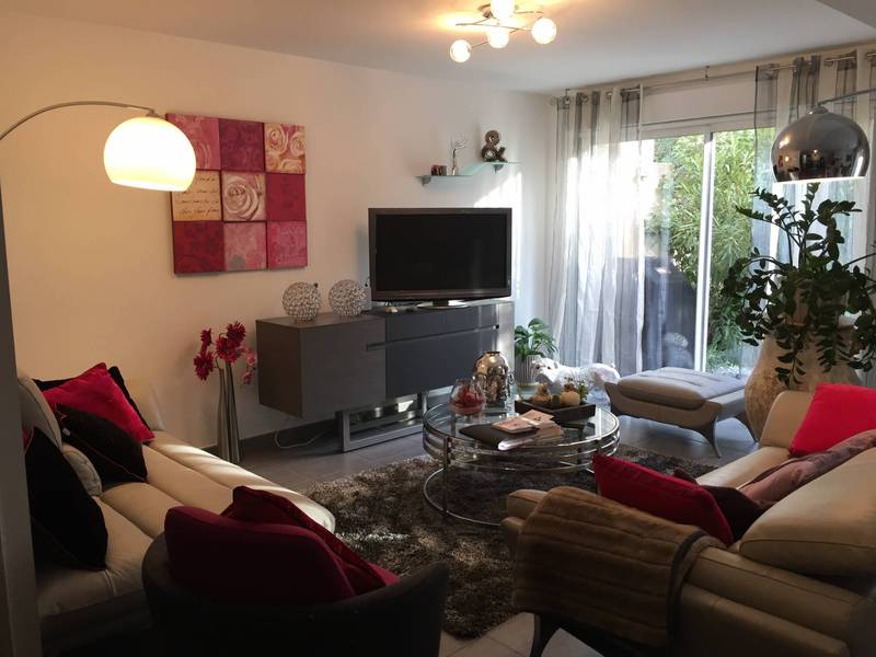 Rare, à 2 pas du centre ancien de St Paul 3 Châteaux, VENDUE  PAR NOS SOINS