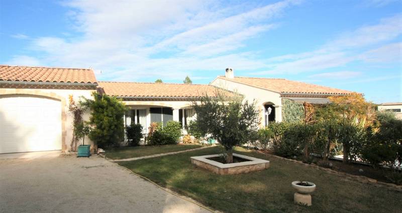  Villa  récente de plain-pied.  Suze La Rousse VENDUE PAR CHRISTINE MIRANDA