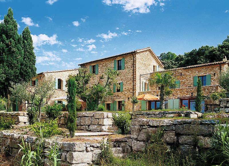 Mas Restauré VENDU PAR NOS SOINS Vue dominante Mas Restauré VENDU PAR NOS SOINS Dans la campagne nyonsaise Vue dominante