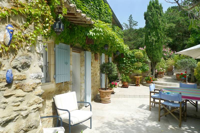 Mas Restauré Ardèche Méridionale SOUS OFFRE Mas Restauré Ardèche Méridionale Calme absolu SOUS OFFRE