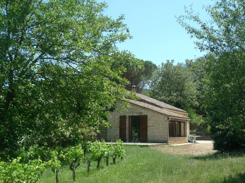 Proche d'un charmant village du haut Gard, limite Ardèche