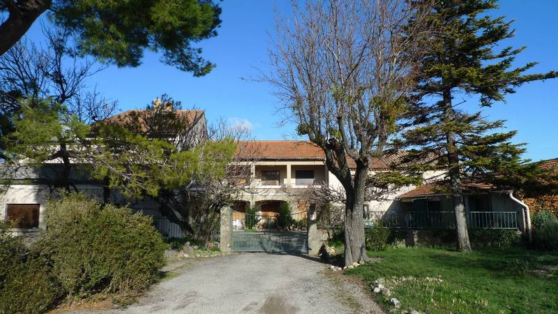 Mas en Drôme provençale